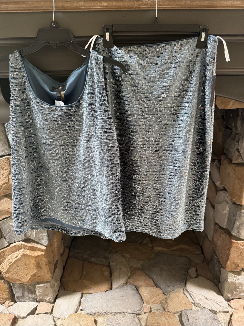Women's Beautiful Metallic Blue Sequin Skirt small. Matching Tank Top medium